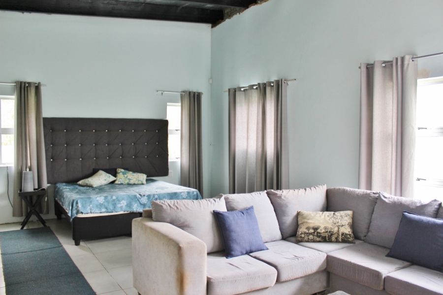 4 Bedroom Property for Sale in Bathurst Eastern Cape